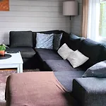 Brusta Casa de Férias Ödkarby